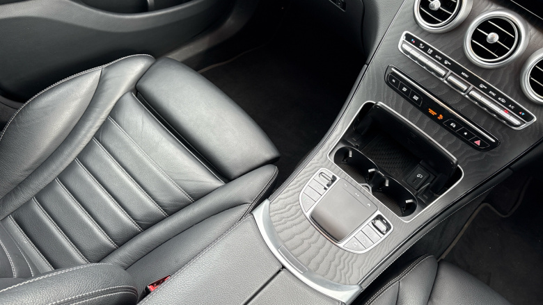 Mercedes-Benz GLC 300d 4Matic AMG Line Premium Pls 5dr 9G-Tronic Diesel Estate